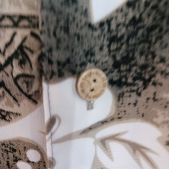 Extreme Gear Shirt, Men's Size Large Green White,‎ Floral, Hawaiian, Button Up - Picture 10 of 12